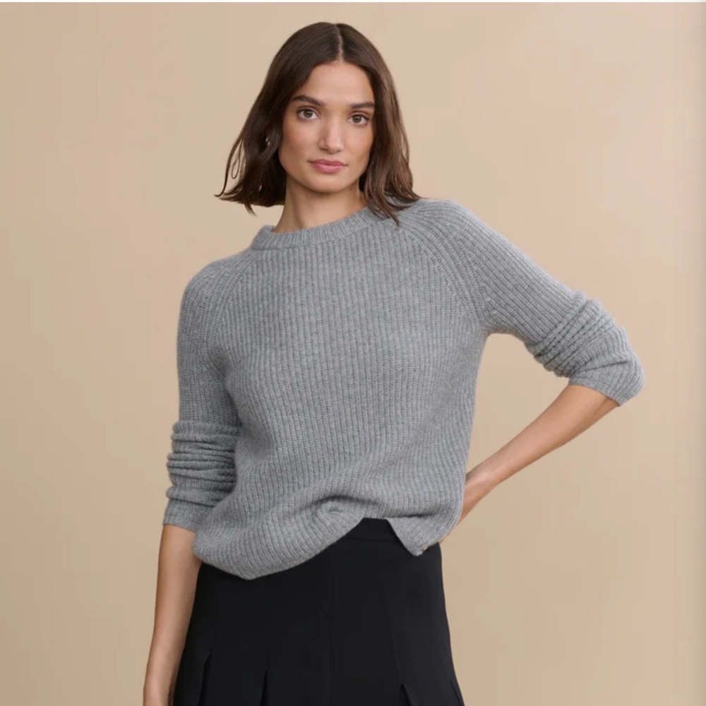 Jenni Kayne Soft Gray Knit Pullover